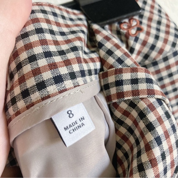 Sunday Best Aritzia Olive Mini Skirt in Liliana Beige & Black - Picture 5 of 11